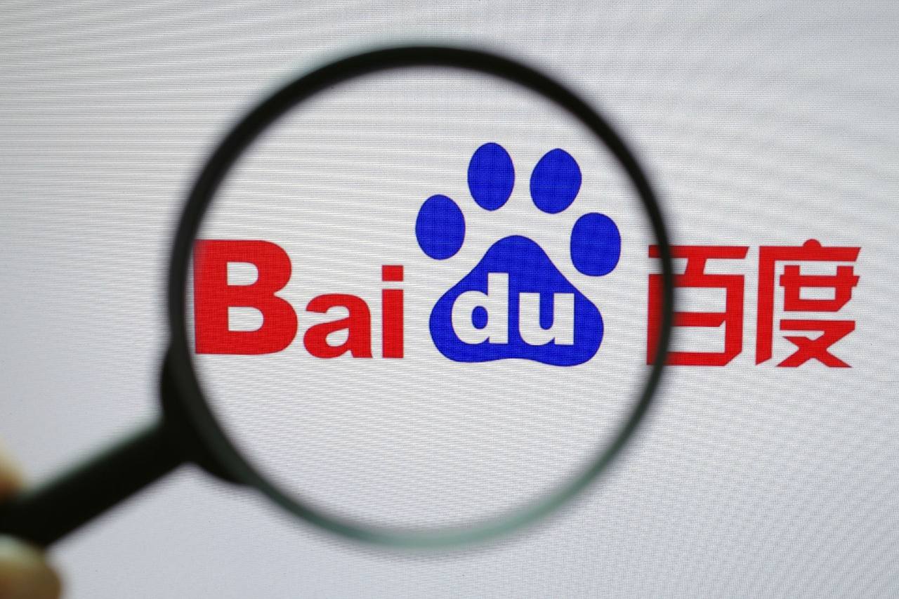 张维伊爬离现场